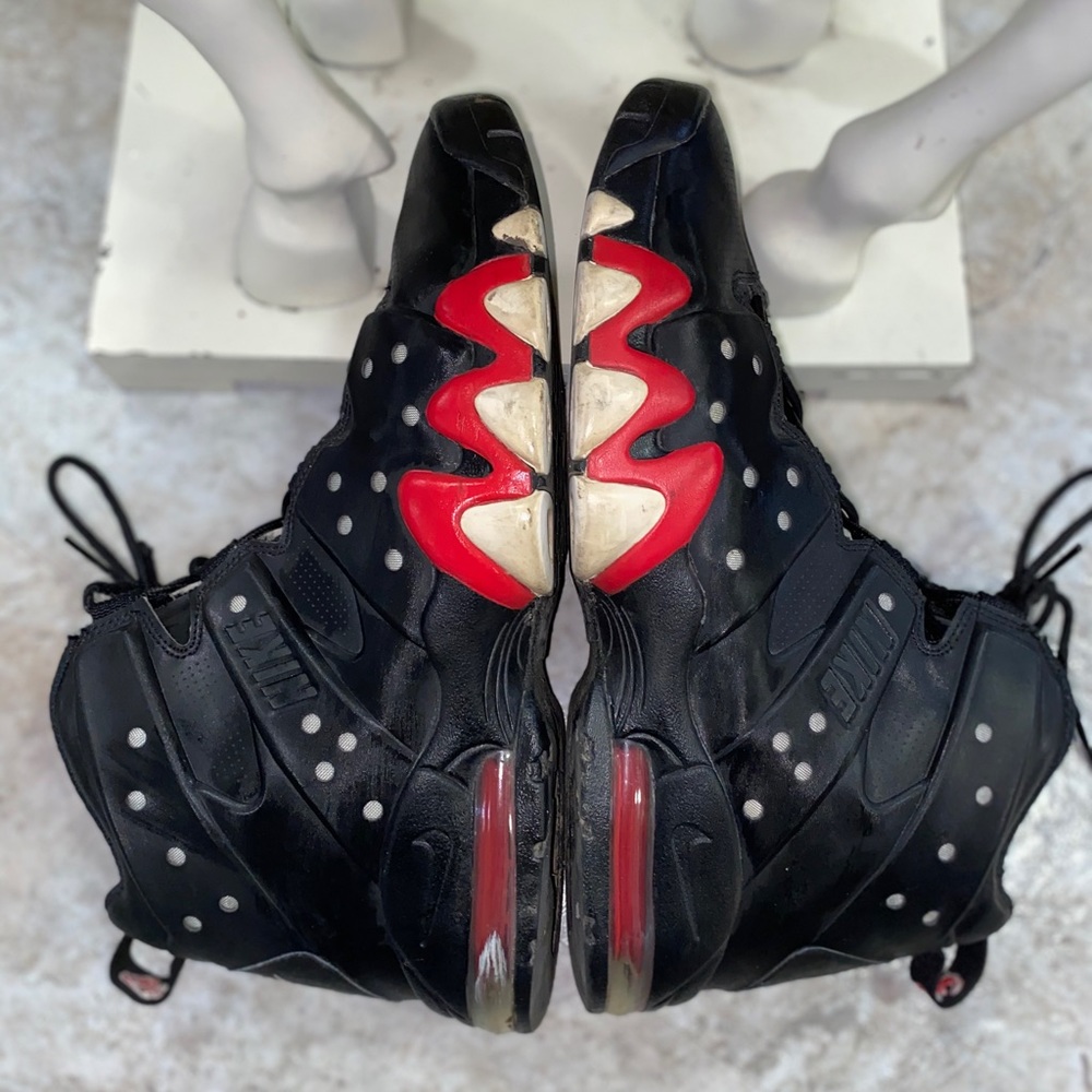 Men’s size 13 Charles Barkley’s